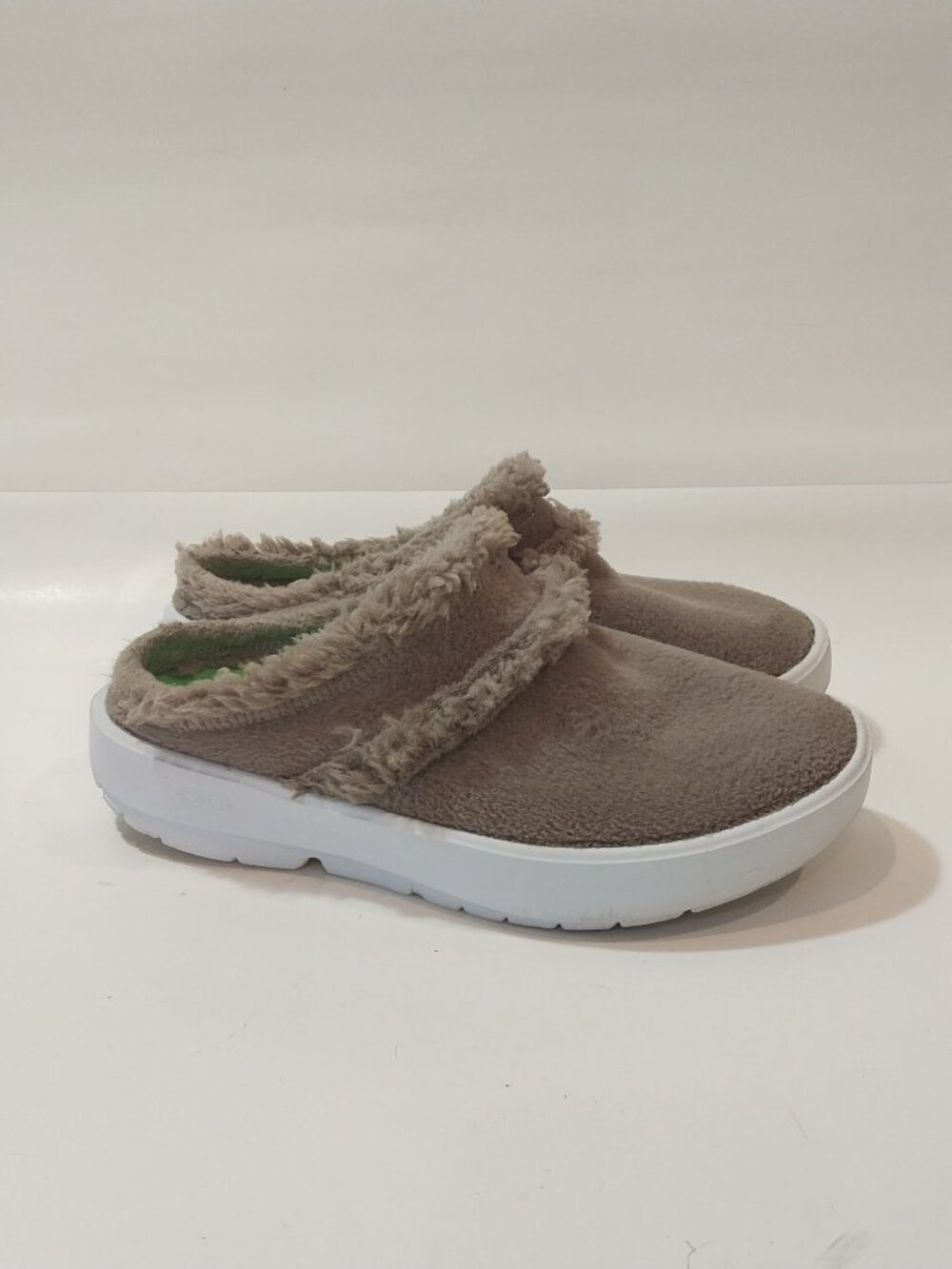 OOfos OOcoozie Shoe Clogs Womens 7.5 Brown  Sherpa Mule SlipOn Indoor Outdoor